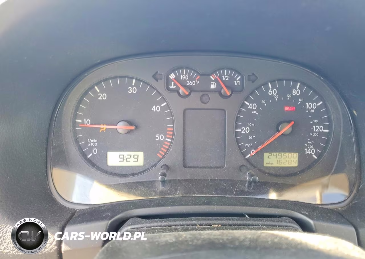 1999 Volkswagen Jetta Gl Tdi VIN:3VWRF29M6XM062871 - 9
