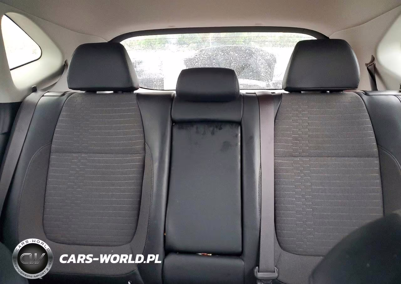 2021 Kia Seltos S VIN:KNDEUCAAXM7077913 - 10