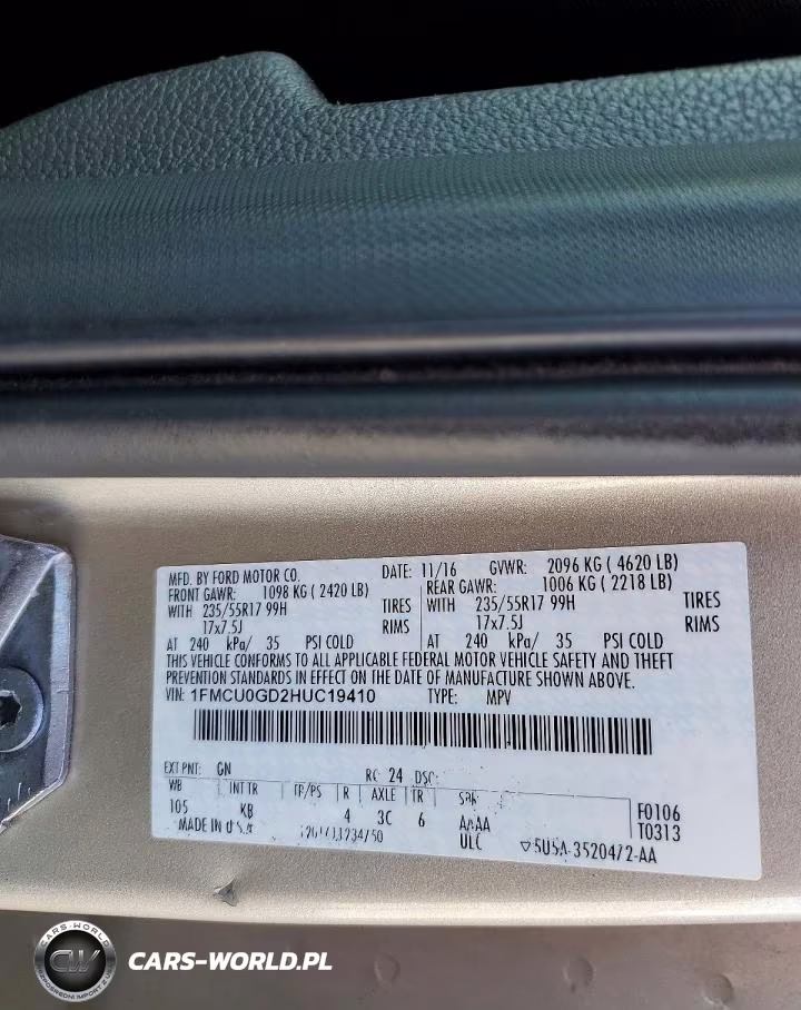 2017 Ford Escape Se VIN:1FMCU0GD2HUC19410 - 12