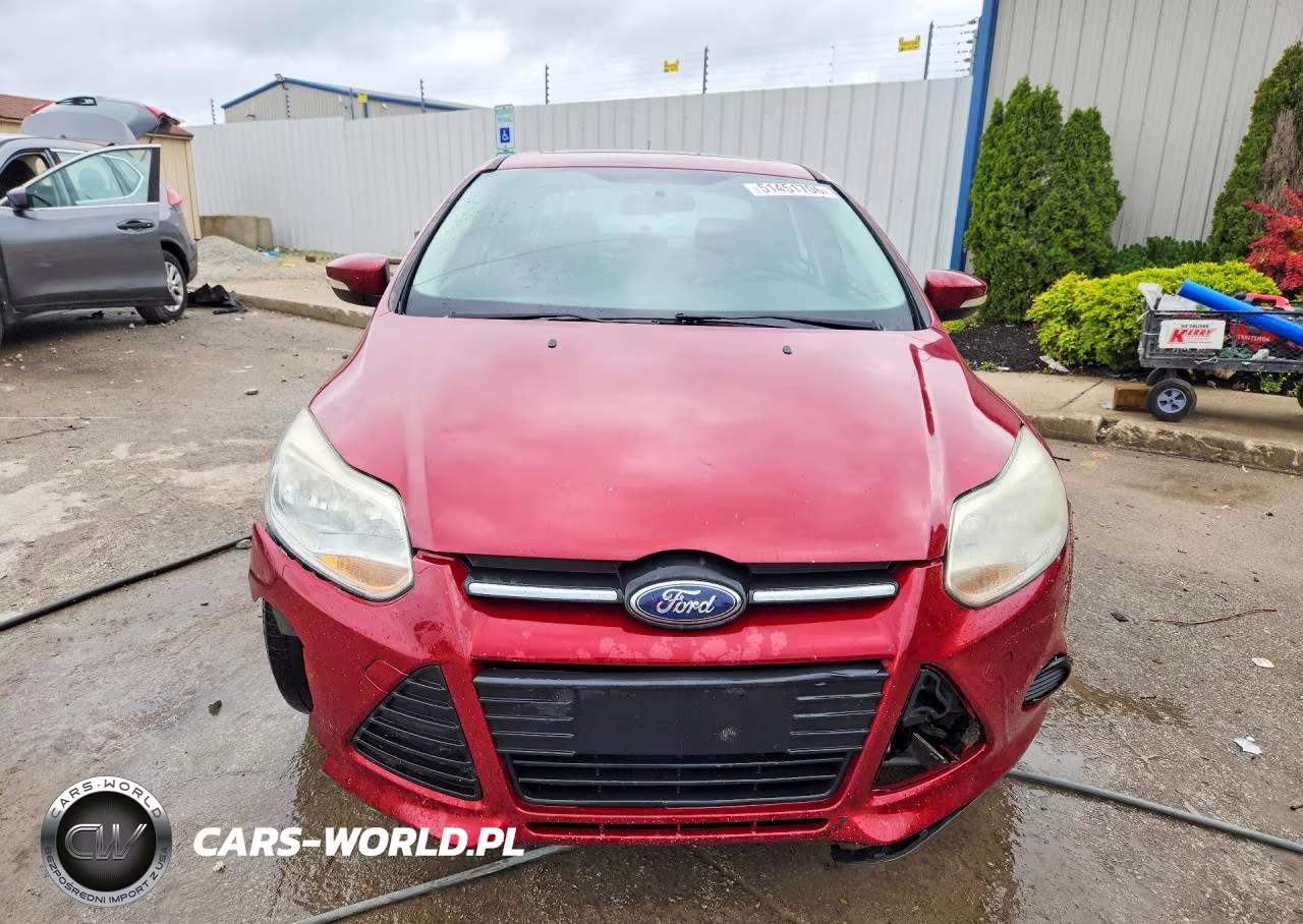 2014 Ford Focus Se VIN:1FADP3F23EL335482 - 5