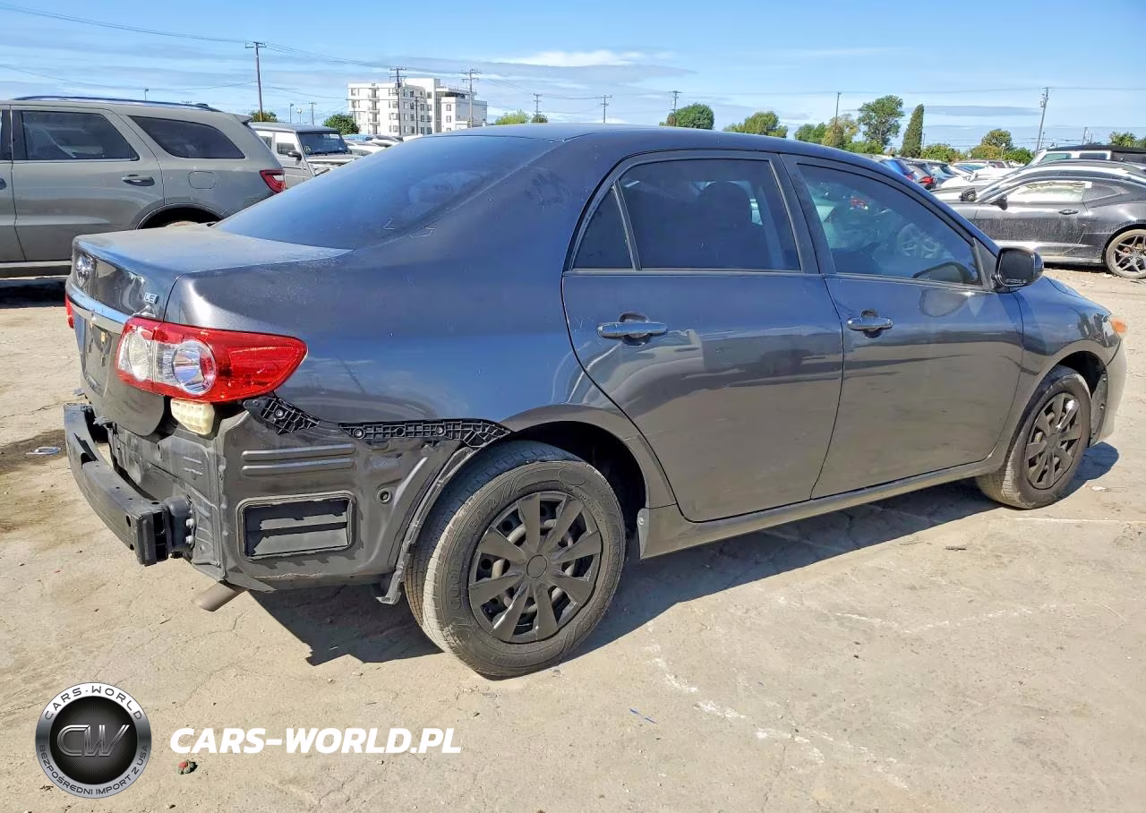 2011 Toyota Corolla Le VIN:JTDBU4EEXB9162922 - 3