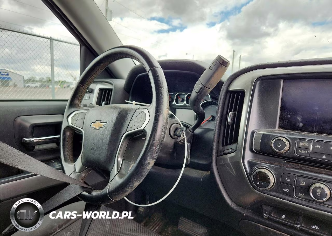 2018 Chevrolet Silverado K1500 Lt VIN:3GCUKREC8JG394217 - 9