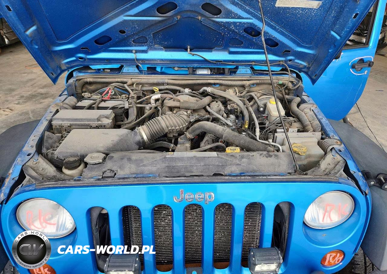 2010 Jeep Wrangler Unlimited Sport VIN:1J4BA3H12AL225471 - 12