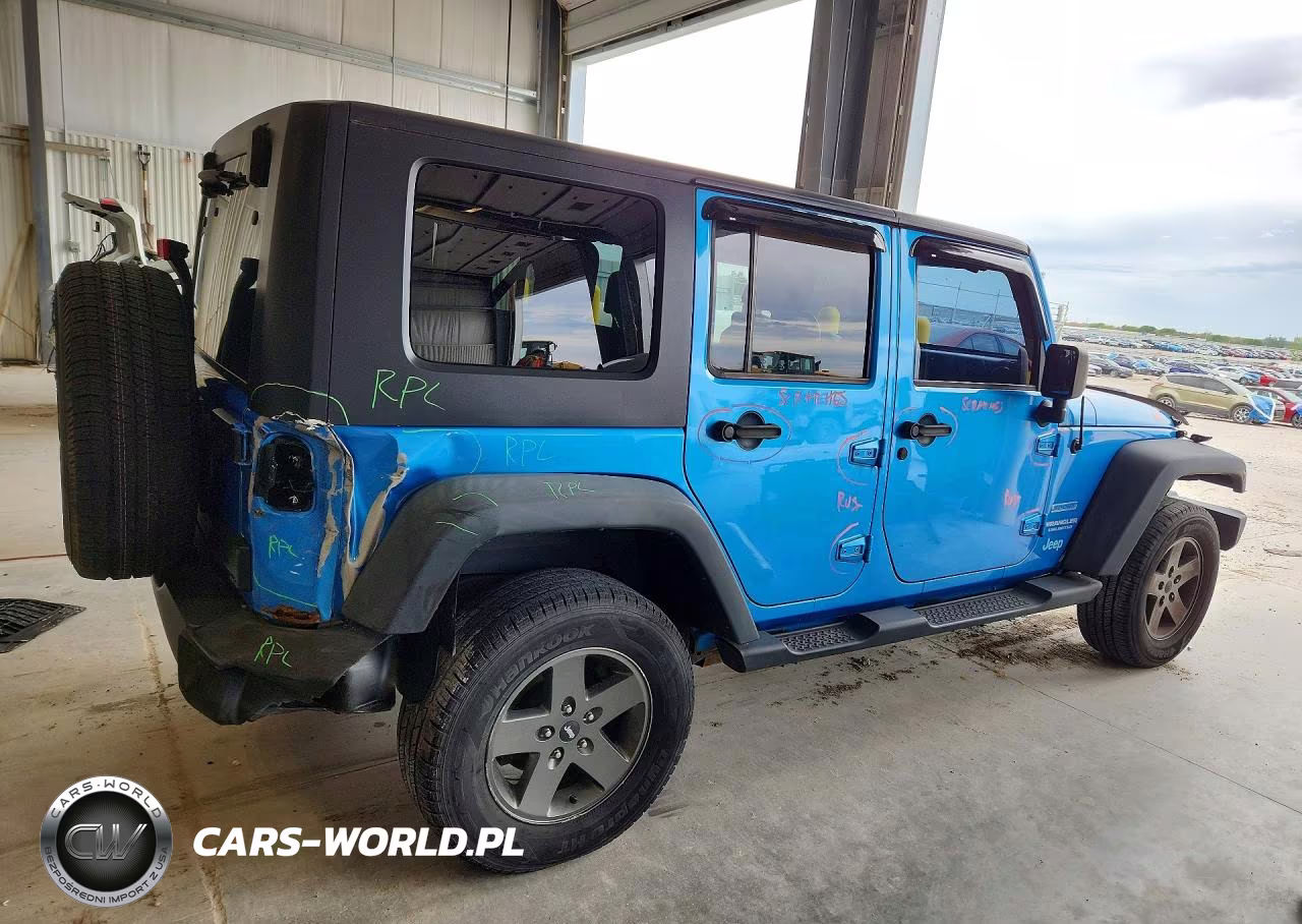 2010 Jeep Wrangler Unlimited Sport VIN:1J4BA3H12AL225471 - 3