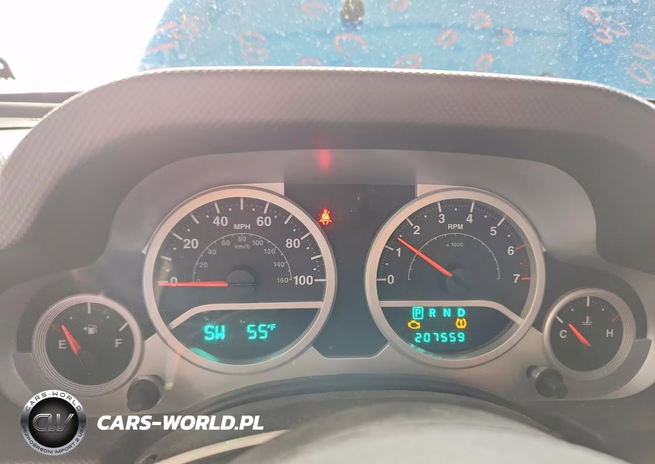2010 Jeep Wrangler Unlimited Sport VIN:1J4BA3H12AL225471 - 9