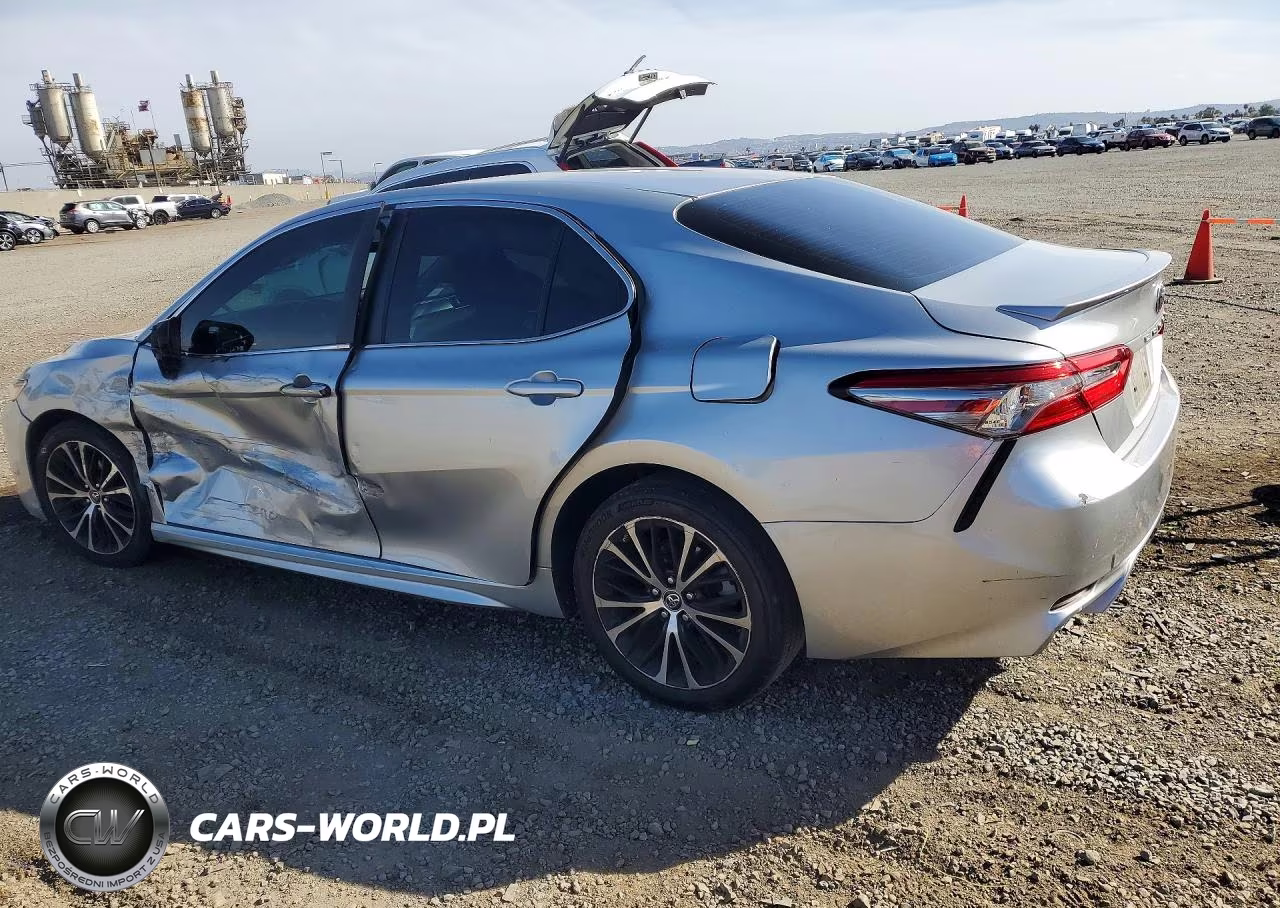 2018 Toyota Camry L VIN:4T1B11HK7JU024058 - 2