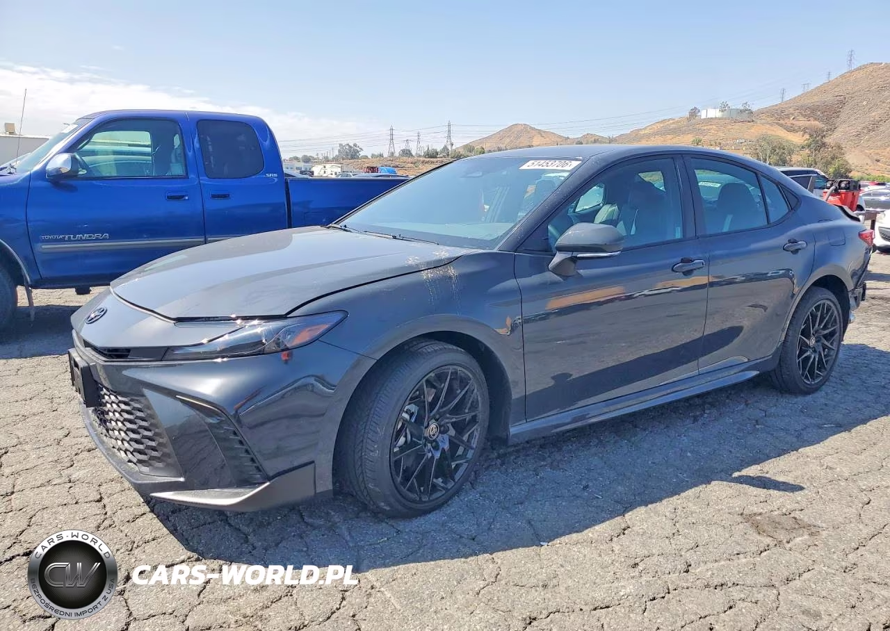 2026 Toyota Camry – zdjęcie 1 z 12