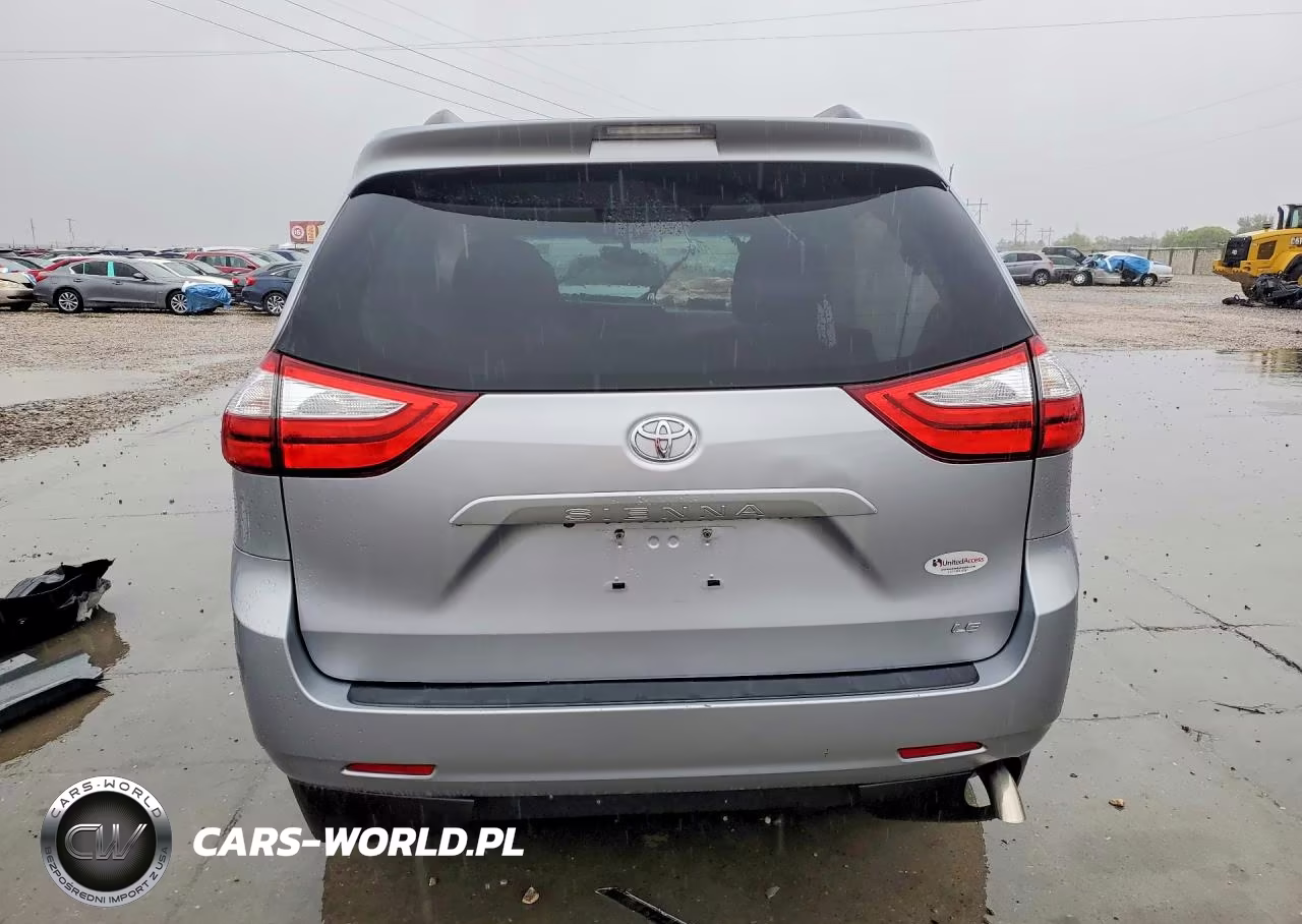 2015 Toyota Sienna Le VIN:5TDKK3DC4FS579296 - 6