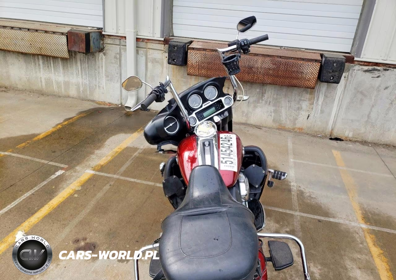 2010 Harley-Davidson Flhtcu VIN:1HD1FC410AB672541 - 6