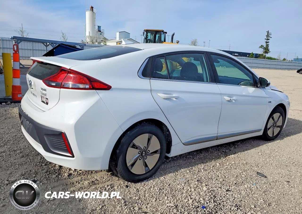 2020 Hyundai Ioniq Se VIN:KMHC75LC6LU234096 - 3