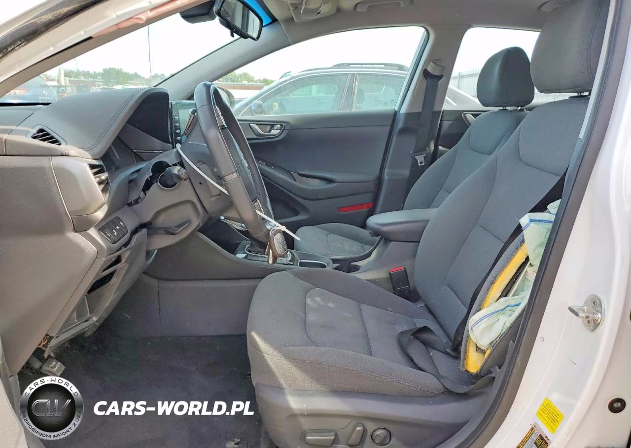 2020 Hyundai Ioniq Se VIN:KMHC75LC6LU234096 - 7