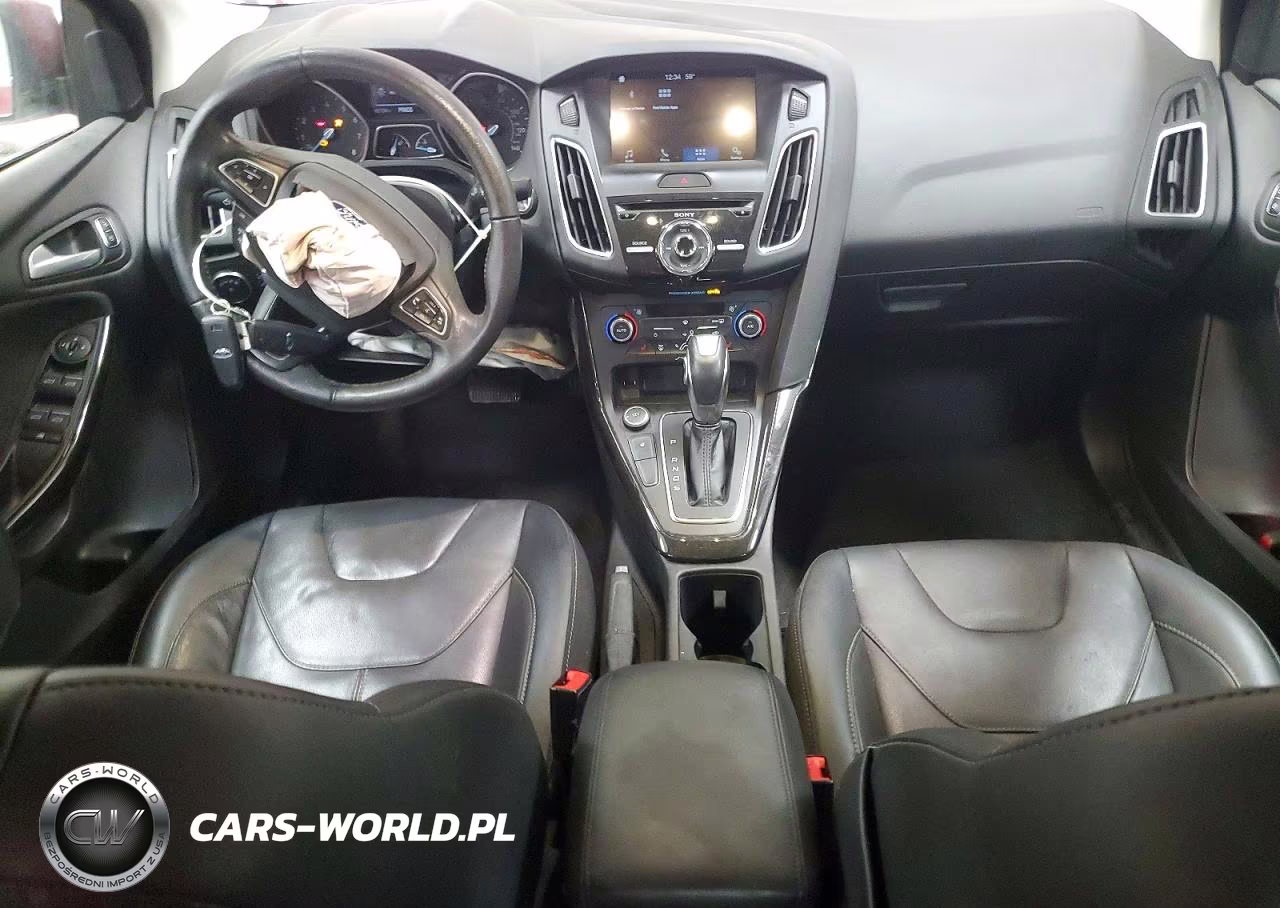 2017 Ford Focus Titanium VIN:1FADP3J21HL313329 - 8