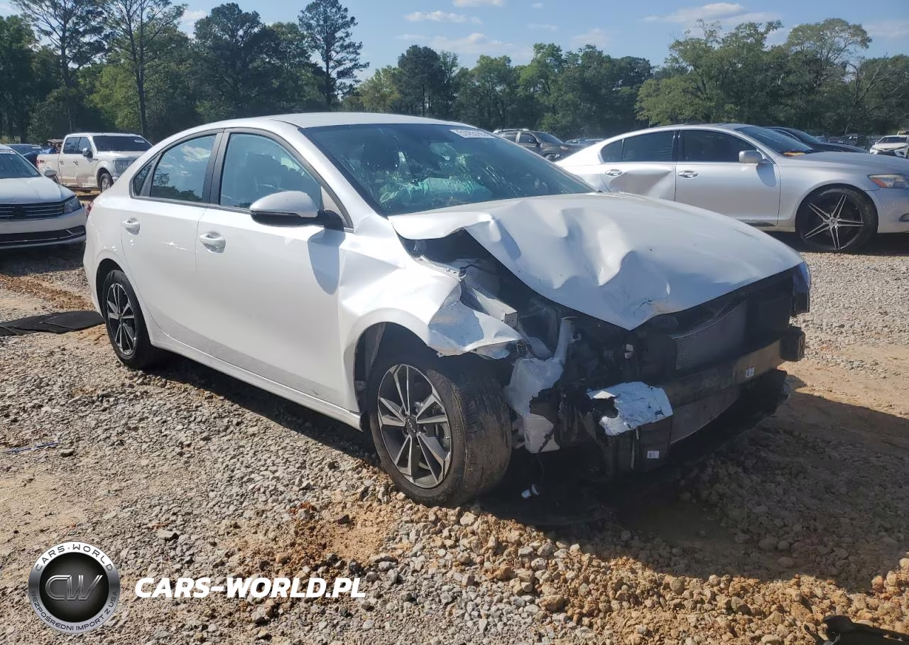 2024 Kia Forte Lx VIN:3KPF24AD6RE826336 - 4
