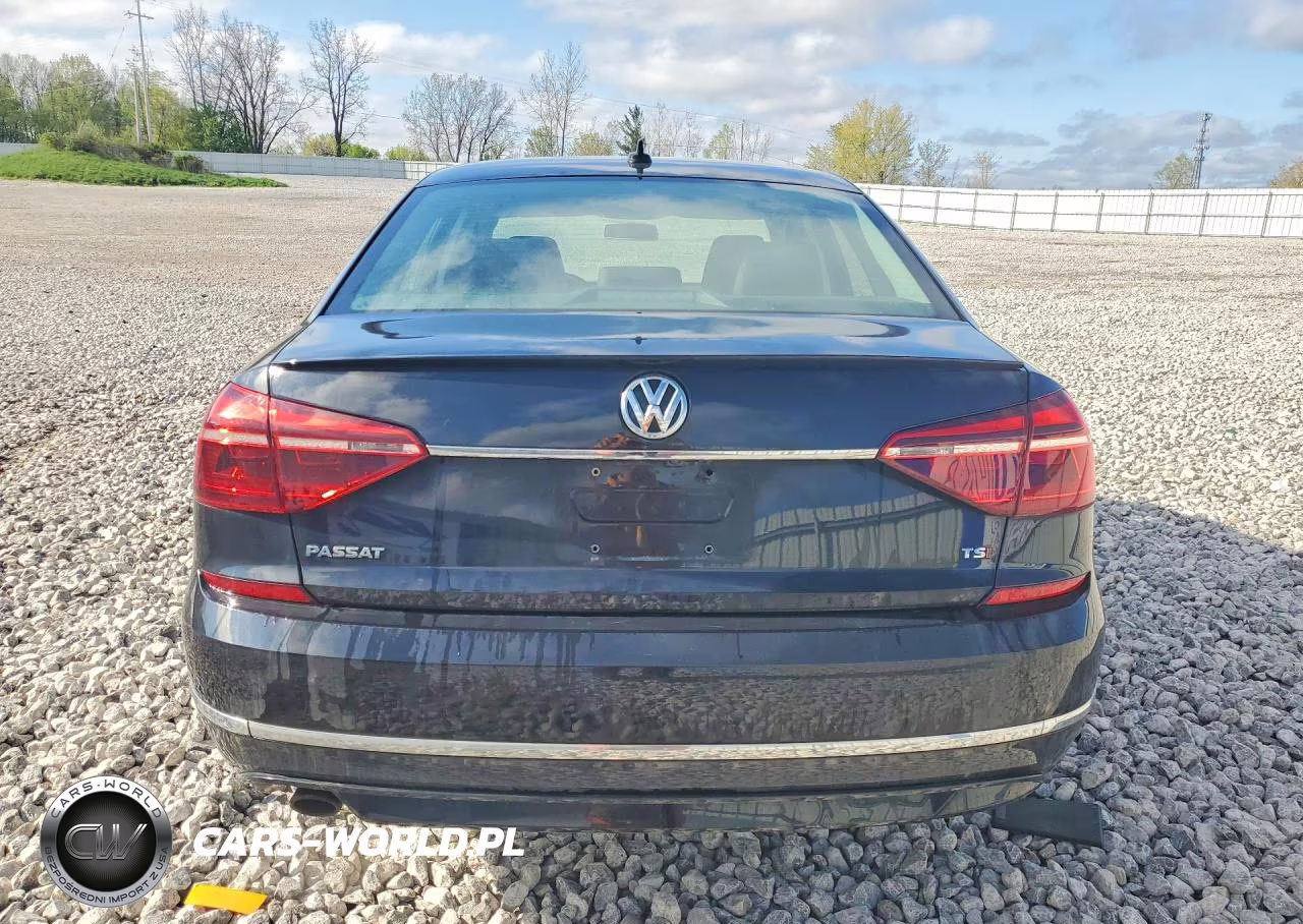 2017 Volkswagen Passat R-Line VIN:1VWDT7A33HC082839 - 6