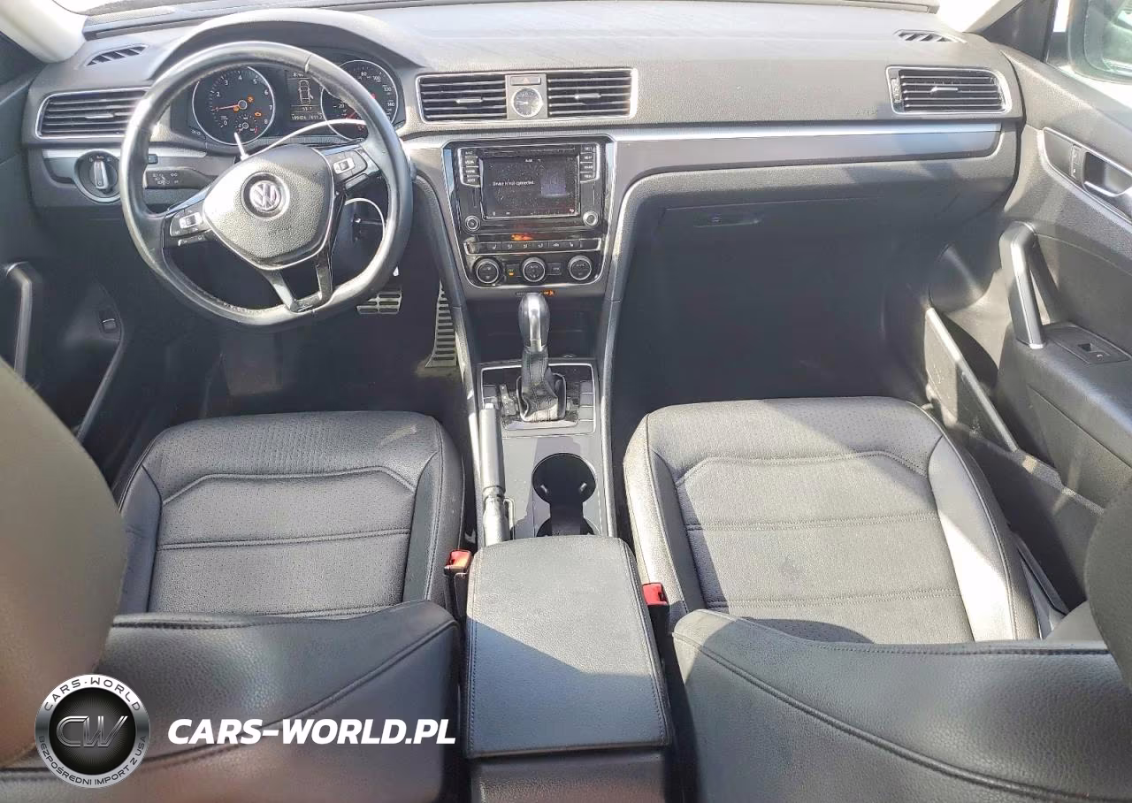 2017 Volkswagen Passat R-Line VIN:1VWDT7A33HC082839 - 8