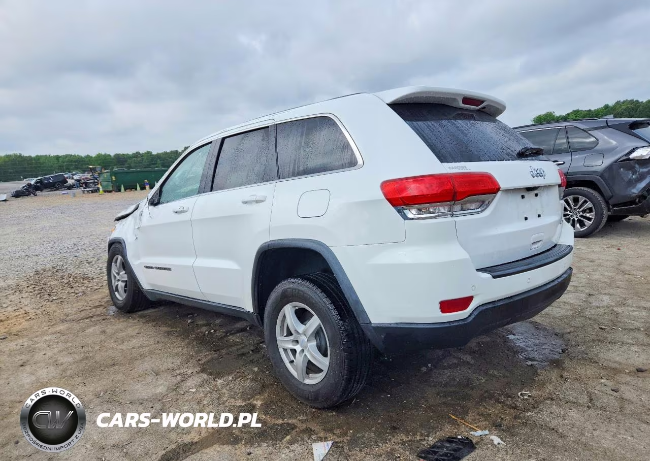 2017 Jeep Grand Cherokee Laredo VIN:1C4RJEAG3HC813758 - 2