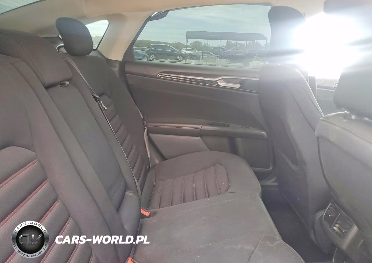 2016 Ford Fusion VIN:3FA6P0H77GR143695 - 10