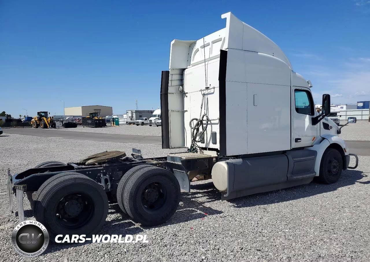 2019 Peterbilt 579 VIN:1XPBDP9X7KD601311 - 4