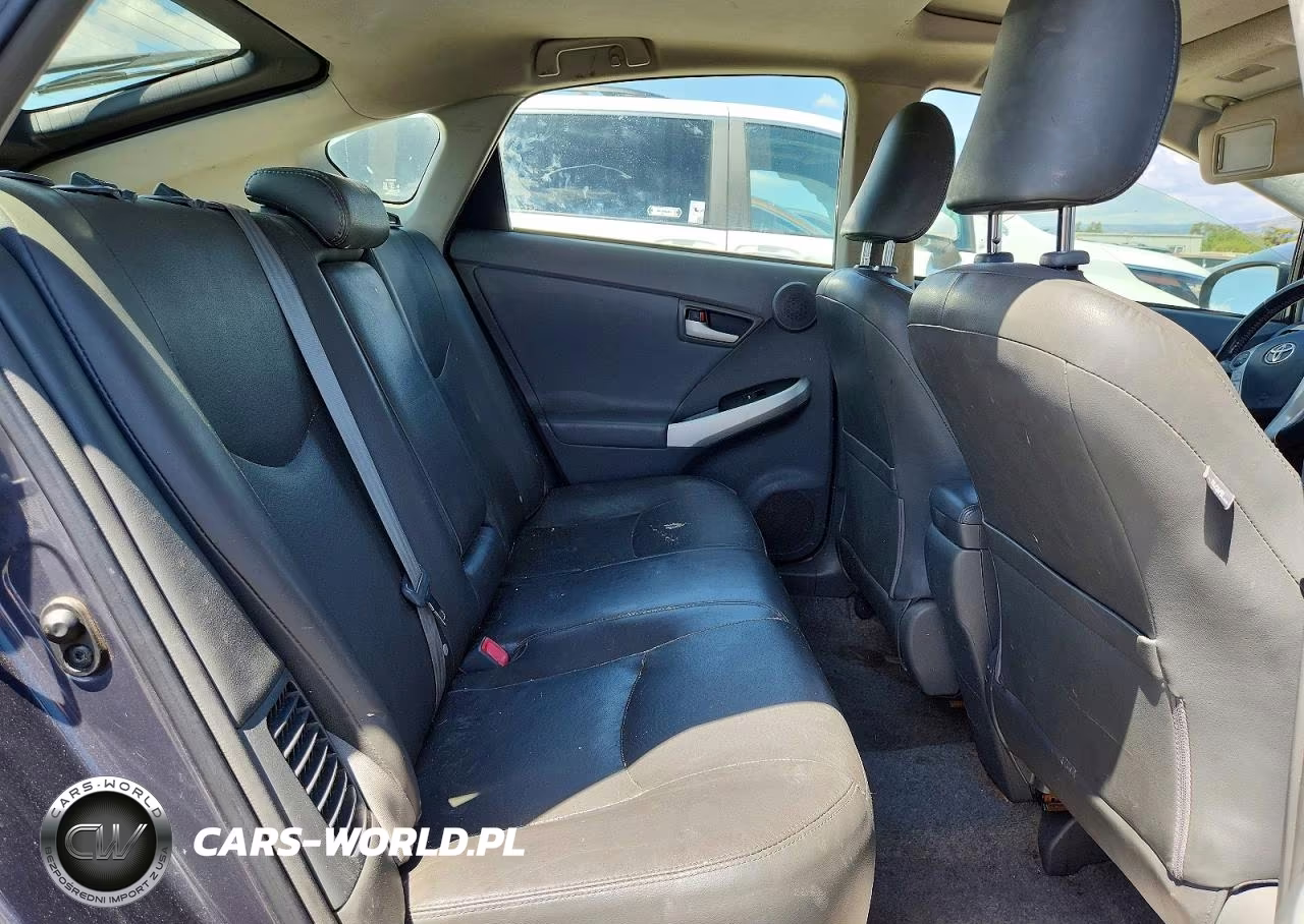2011 Toyota Prius Four VIN:JTDKN3DU4B5342212 - 10