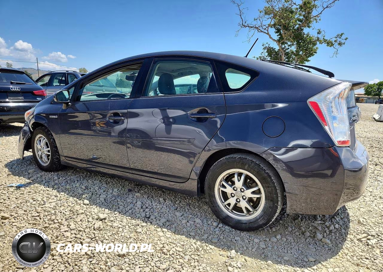 2011 Toyota Prius Four VIN:JTDKN3DU4B5342212 - 2