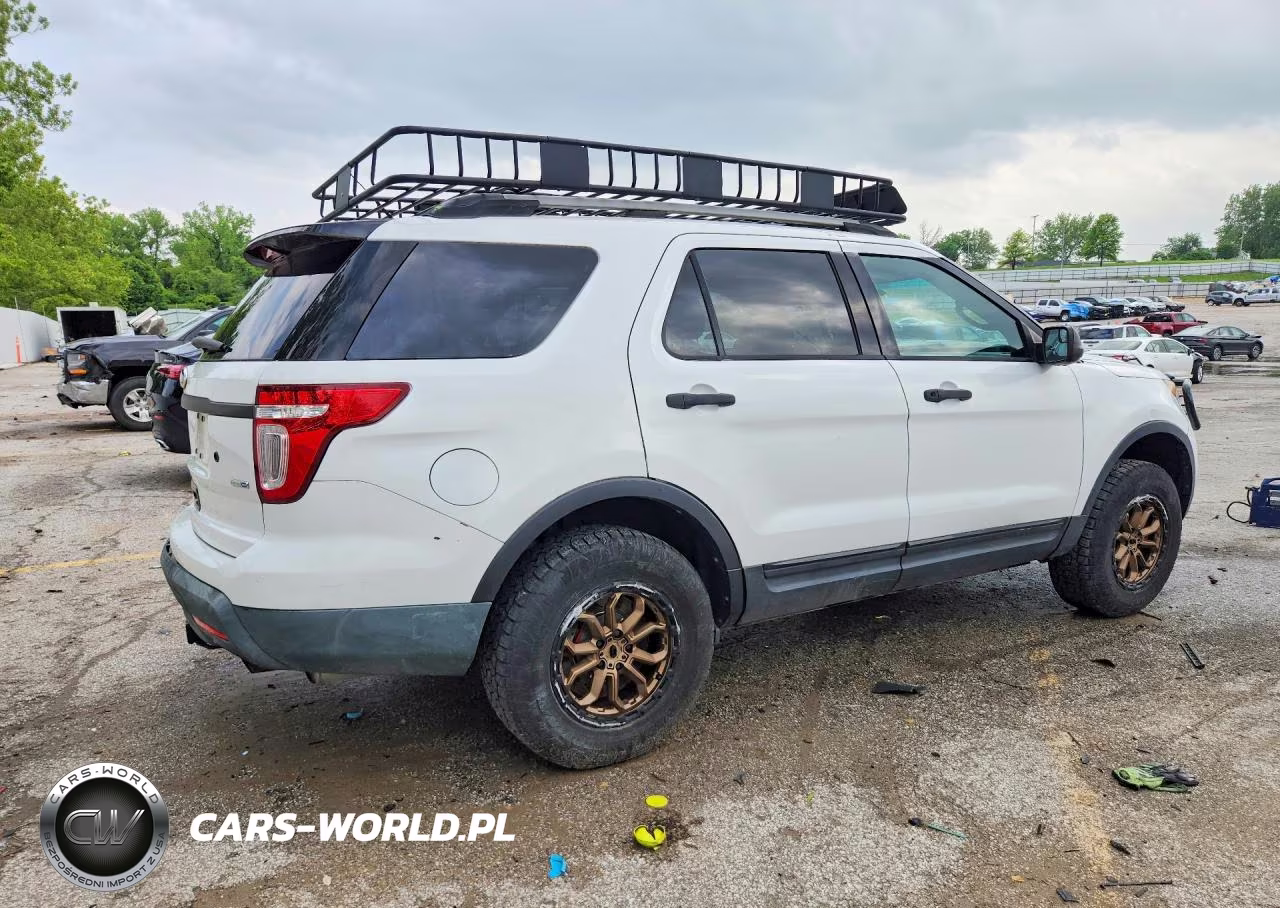 2013 Ford Explorer Police Interceptor VIN:1FM5K8AR2DGC16145 - 3