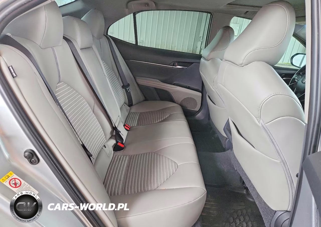 2018 Toyota Camry Se VIN:4T1B11HK4JU627274 - 10