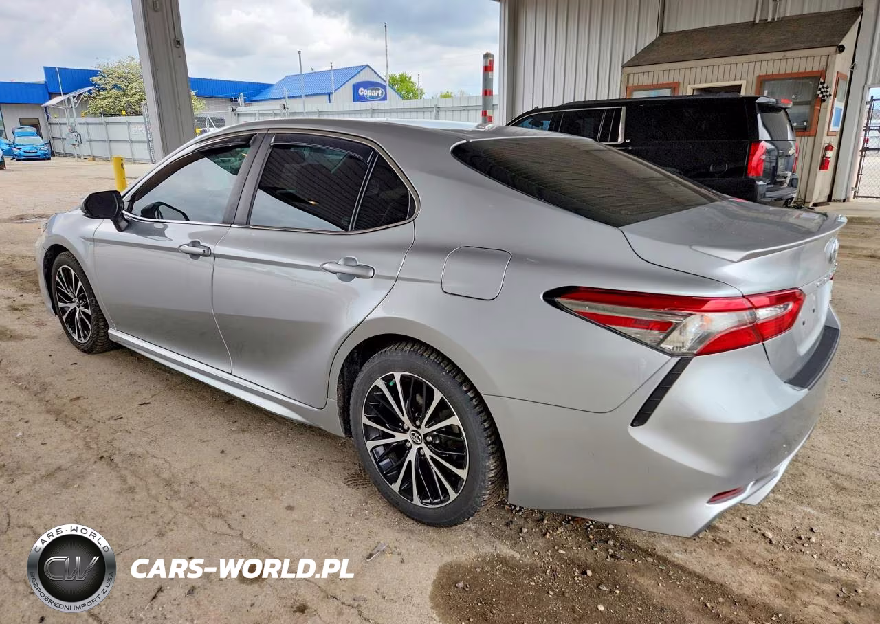 2018 Toyota Camry Se VIN:4T1B11HK4JU627274 - 2