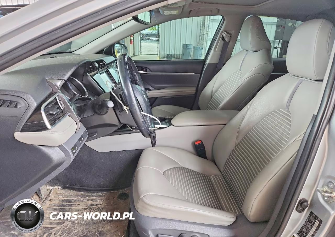 2018 Toyota Camry Se VIN:4T1B11HK4JU627274 - 7