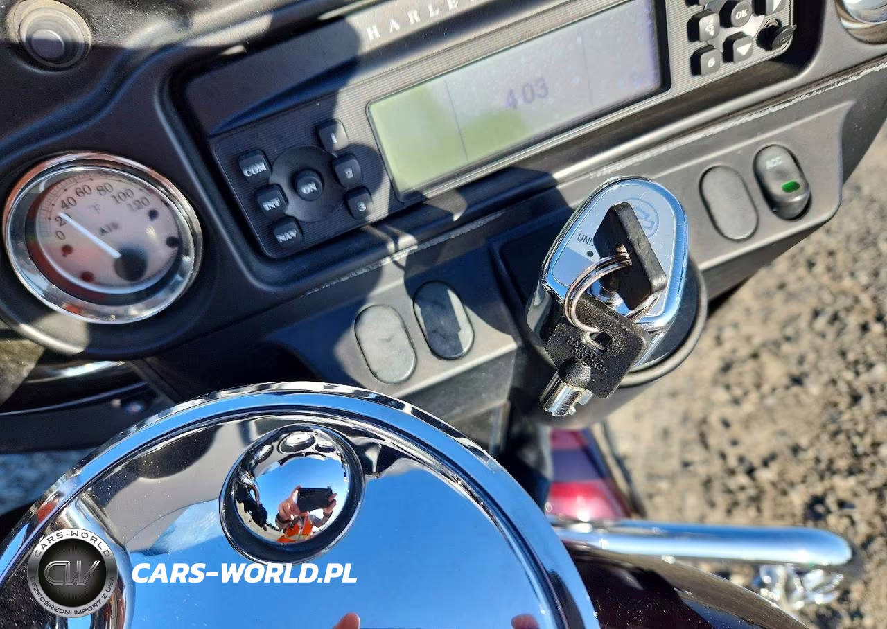 2007 Harley Davidson Flhx VIN:1HD1KB4137Y677244 - 8