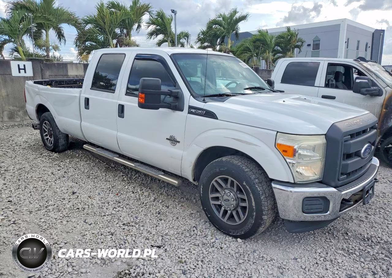 2015 Ford F350 Super Duty VIN:1FT7W3AT8FEB95218 - 4