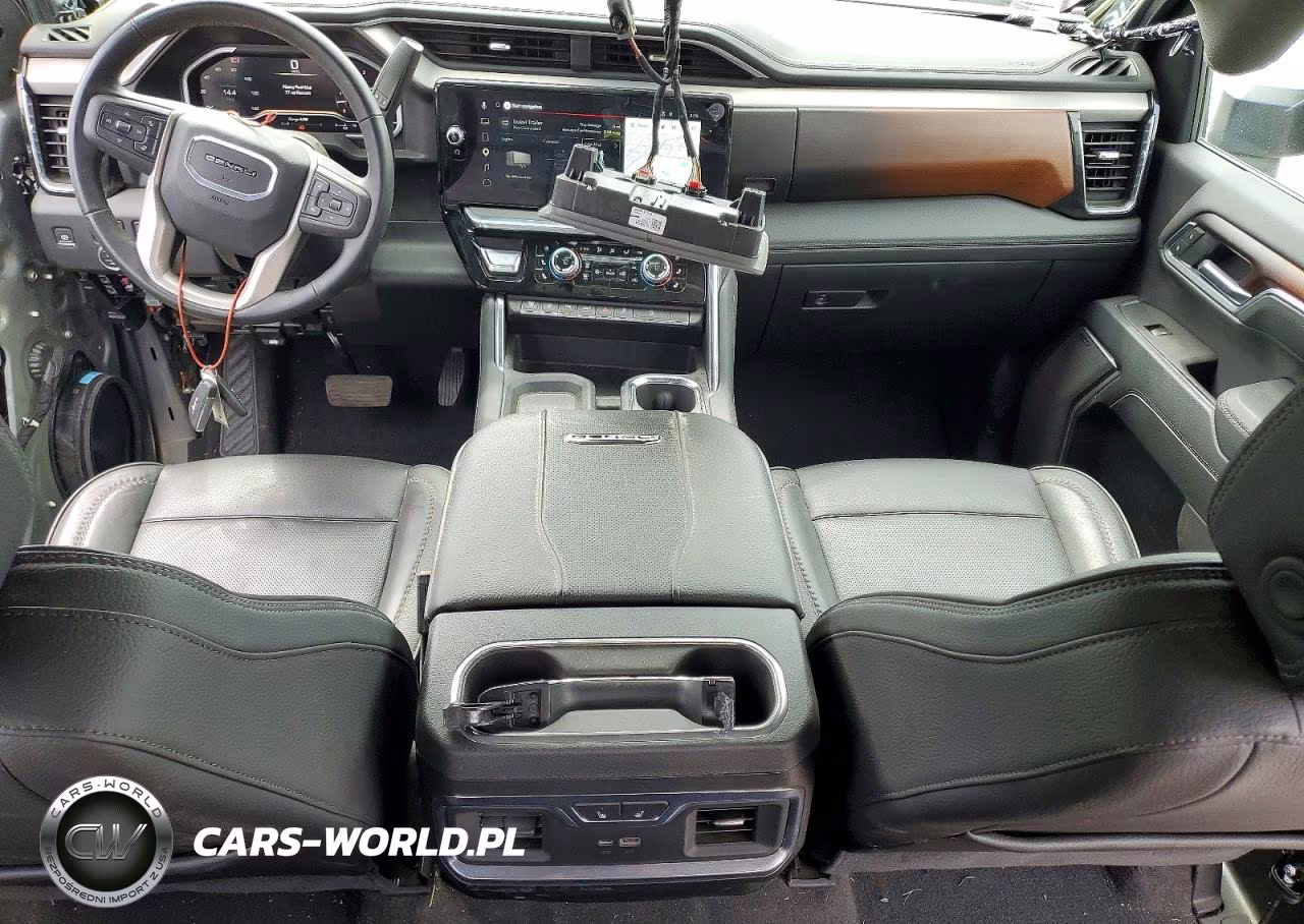 2025 GMC Sierra K2500 Denali VIN:1GT4UREY8SF355555 - 8