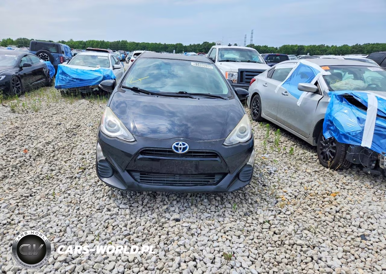 2016 Toyota Prius C Two VIN:JTDKDTB36G1120881 - 5