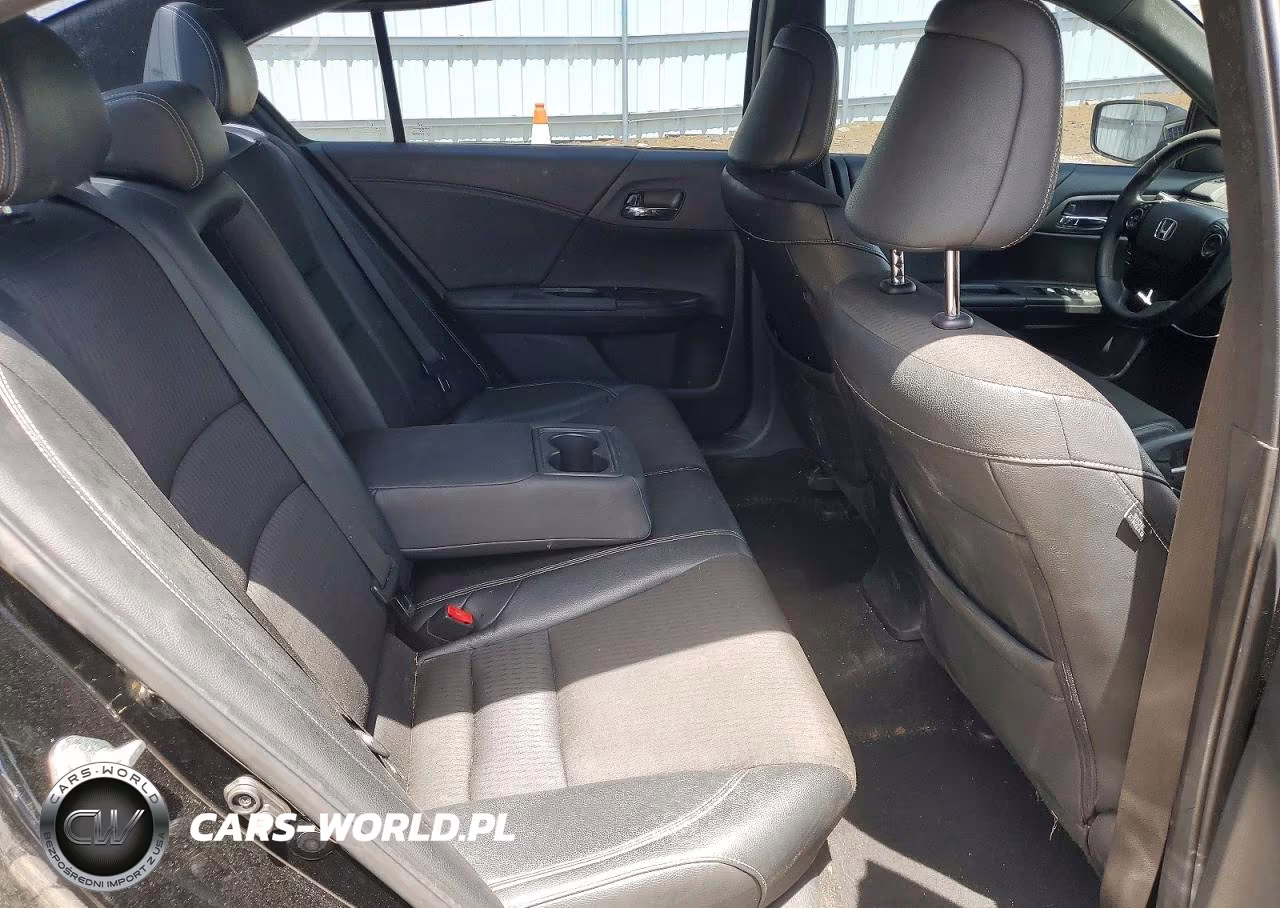 2016 Honda Accord Sport VIN:1HGCR2F58GA197667 - 10