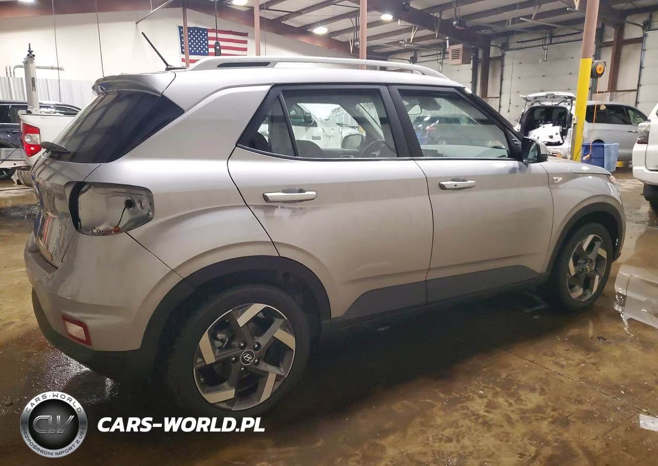2025 Hyundai Venue Sel VIN:KMHRC8A36SU407351 - 3