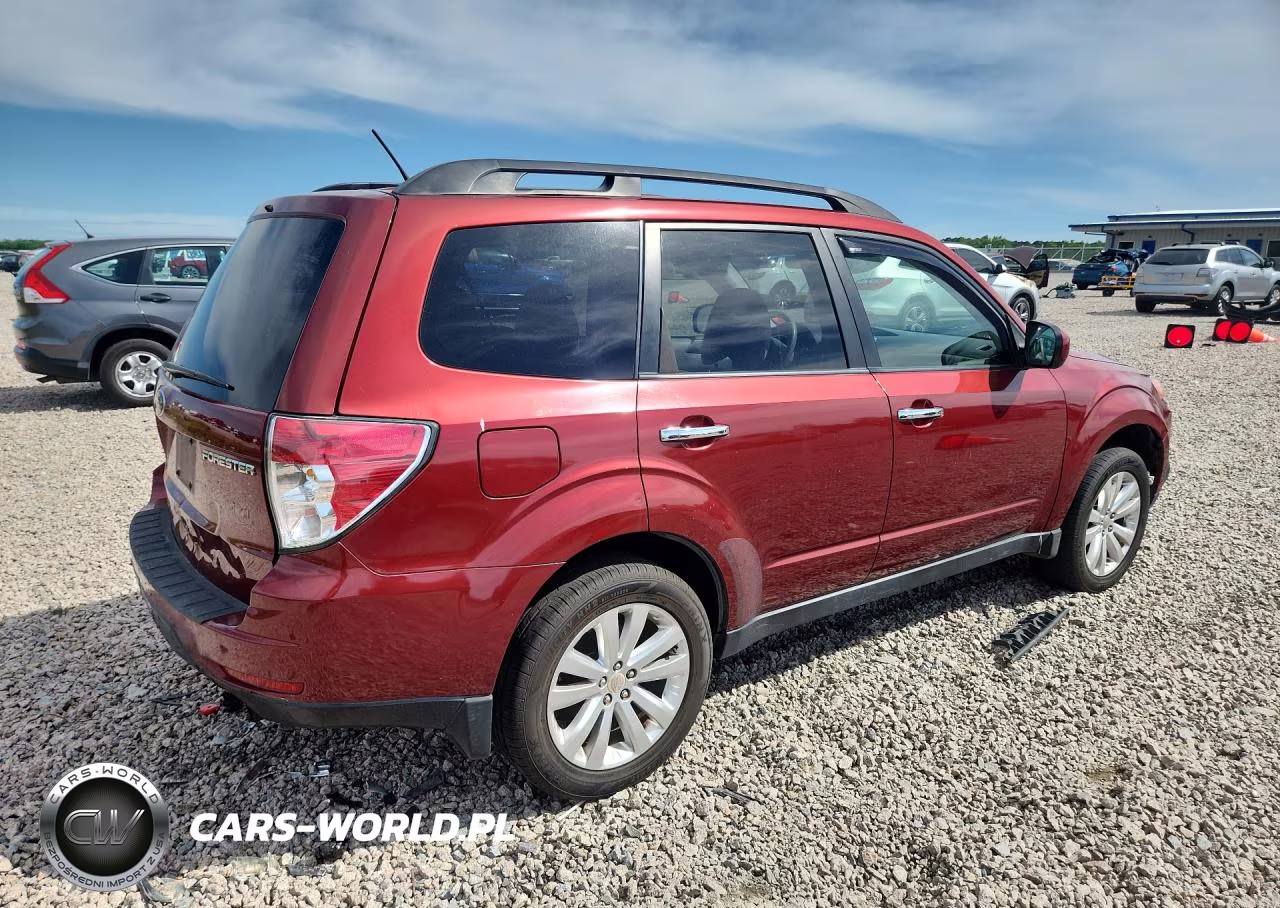 2012 Subaru Forester 2.5X Premium VIN:JF2SHBDC4CH409725 - 3