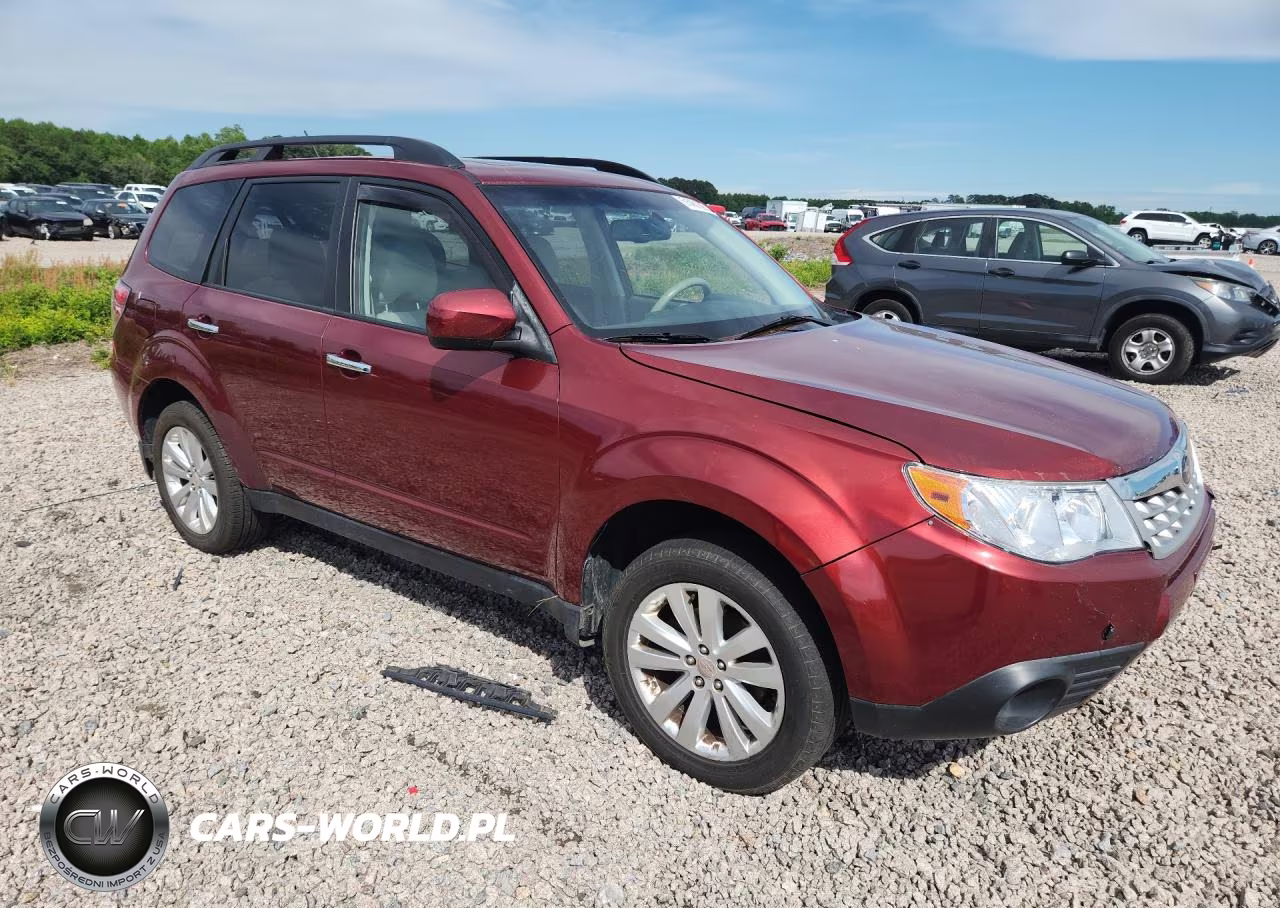 2012 Subaru Forester 2.5X Premium VIN:JF2SHBDC4CH409725 - 4