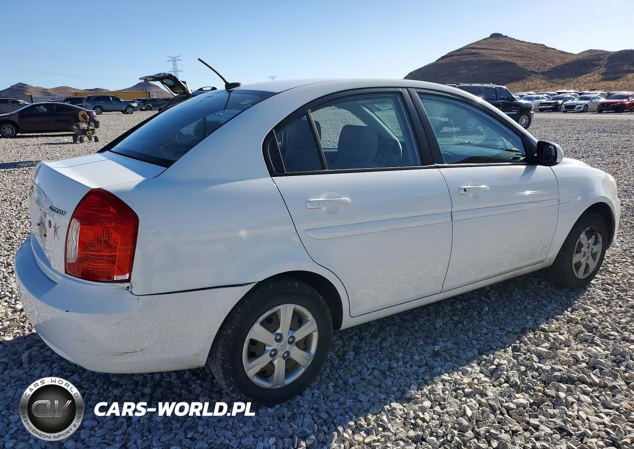 2011 Hyundai Accent Gls VIN:KMHCN4AC7BU611732 - 3