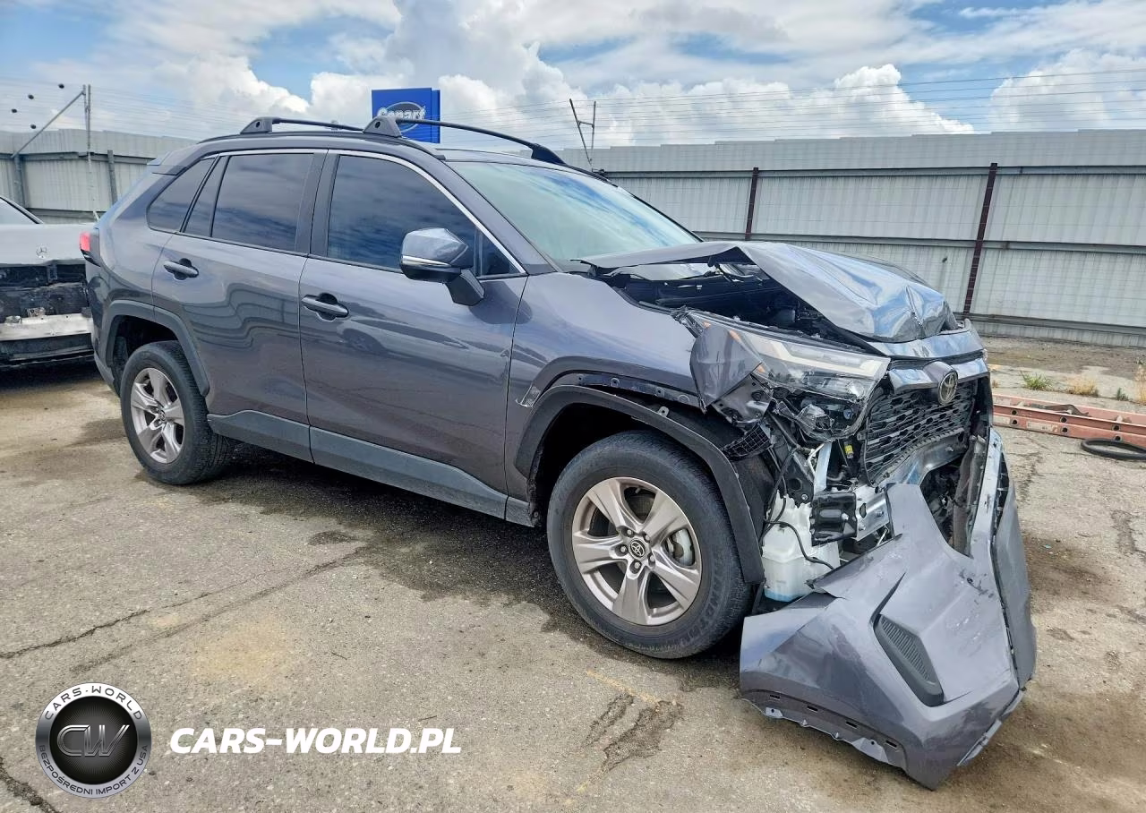 2022 Toyota Rav4 Xle VIN:2T3P1RFV9NC314379 - 4