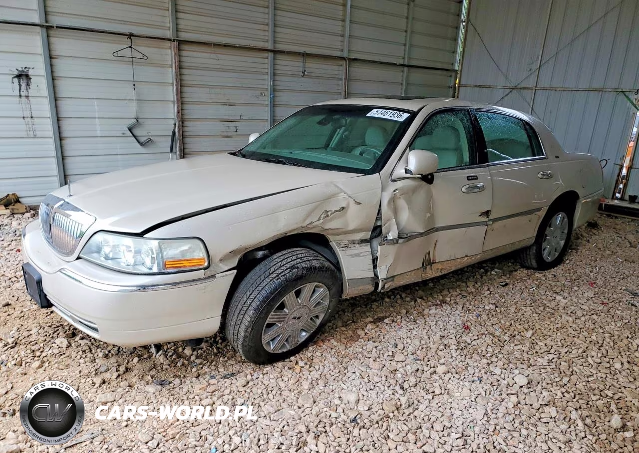2003 Lincoln Town Car Cartier