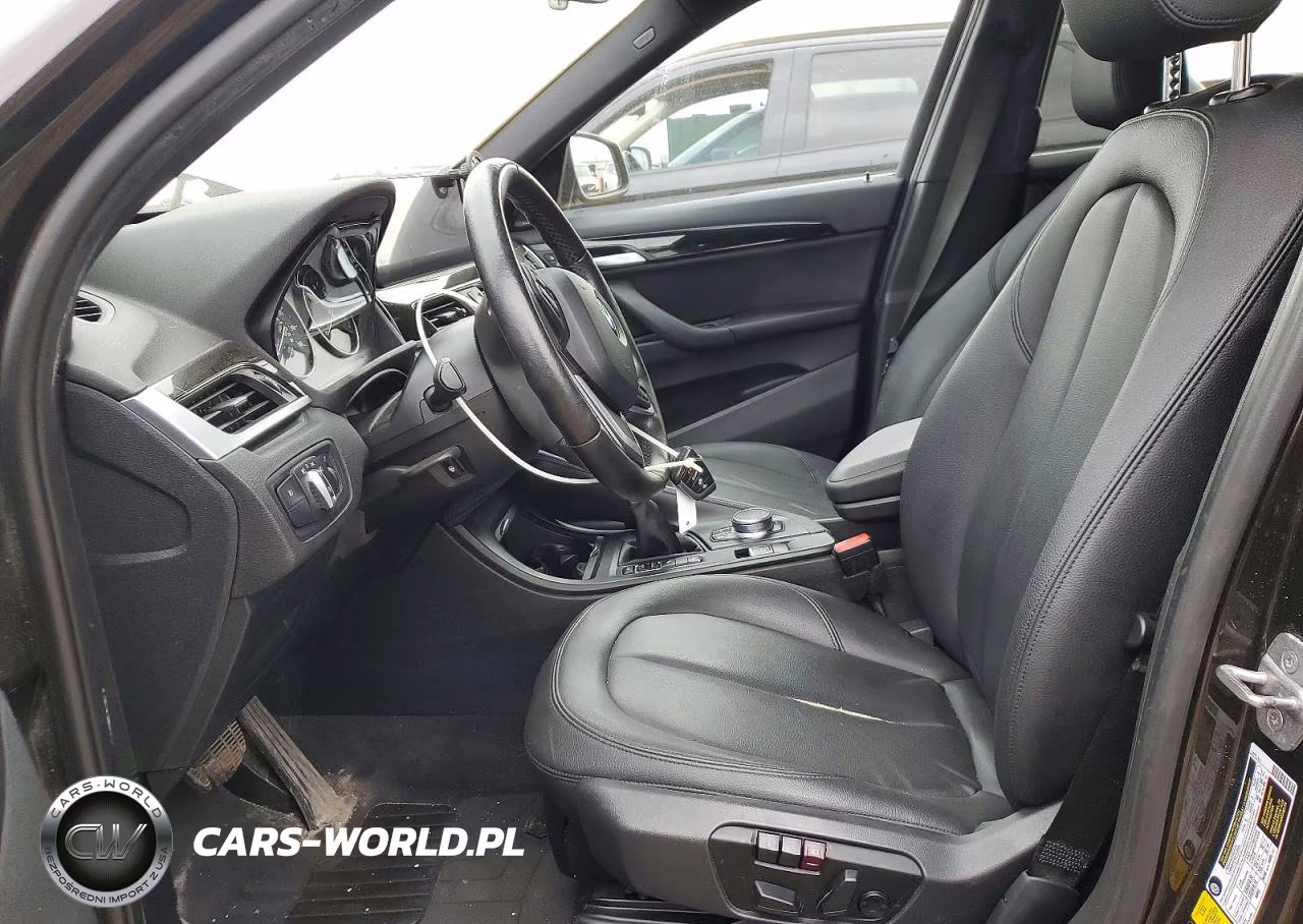 2017 BMW X1 xDrive28I VIN:WBXHT3C35H5F71067 - 7