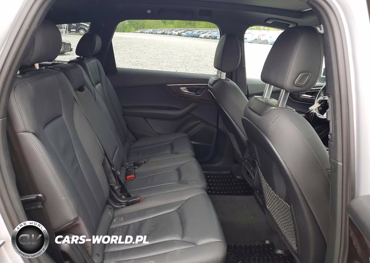 2021 Audi Q7 Premium Plus VIN:WA1LXAF73MD027785 - 11