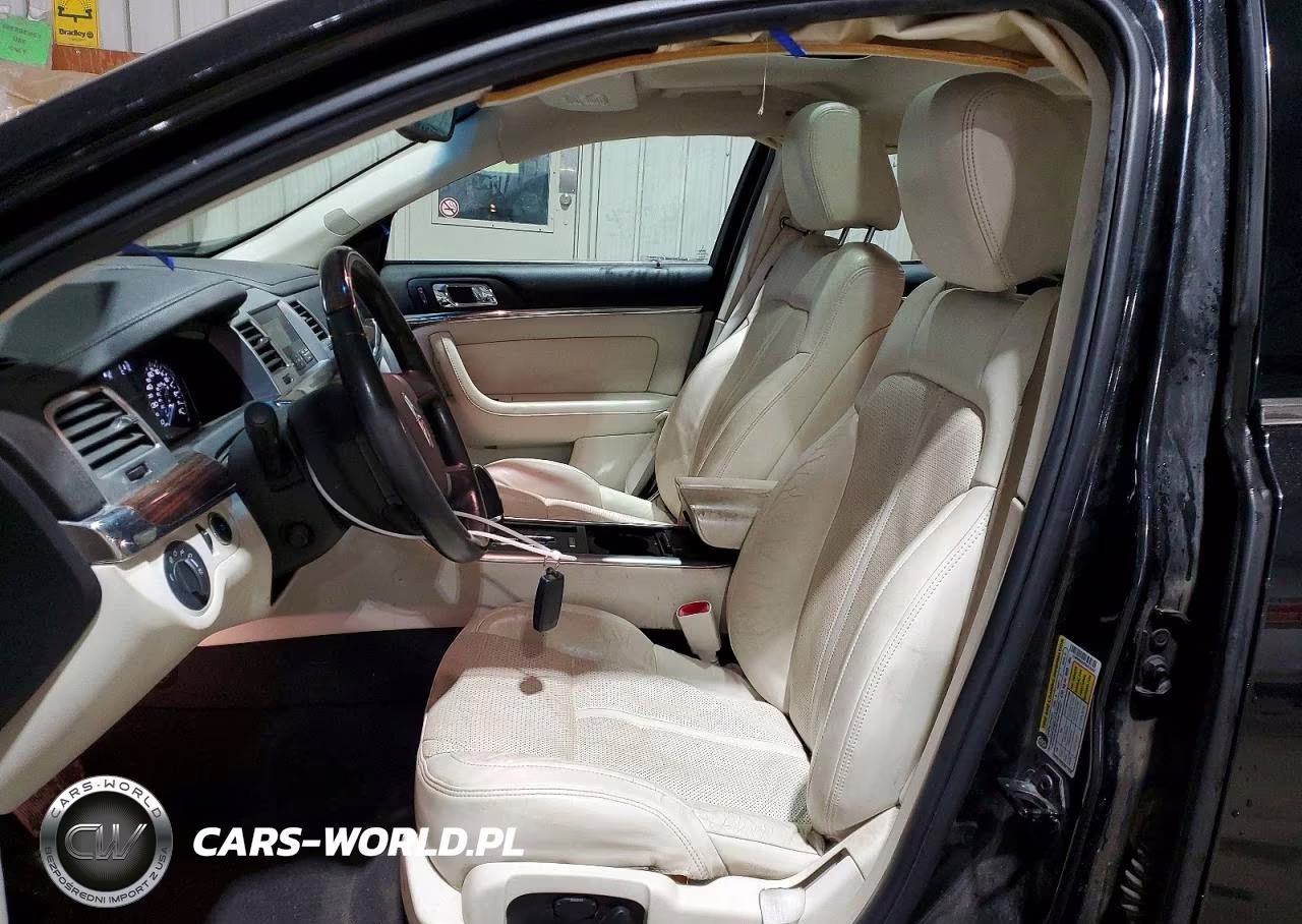 2009 Lincoln Townhouse Mks VIN:1LNHM93R49G618363 - 7