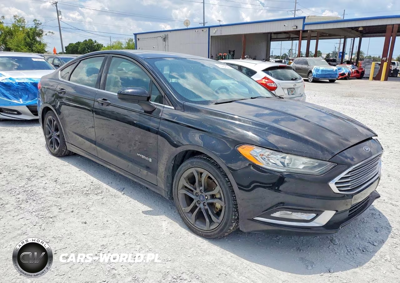 2018 Ford Fusion Se Hybrid VIN:3FA6P0LU9JR123999 - 4