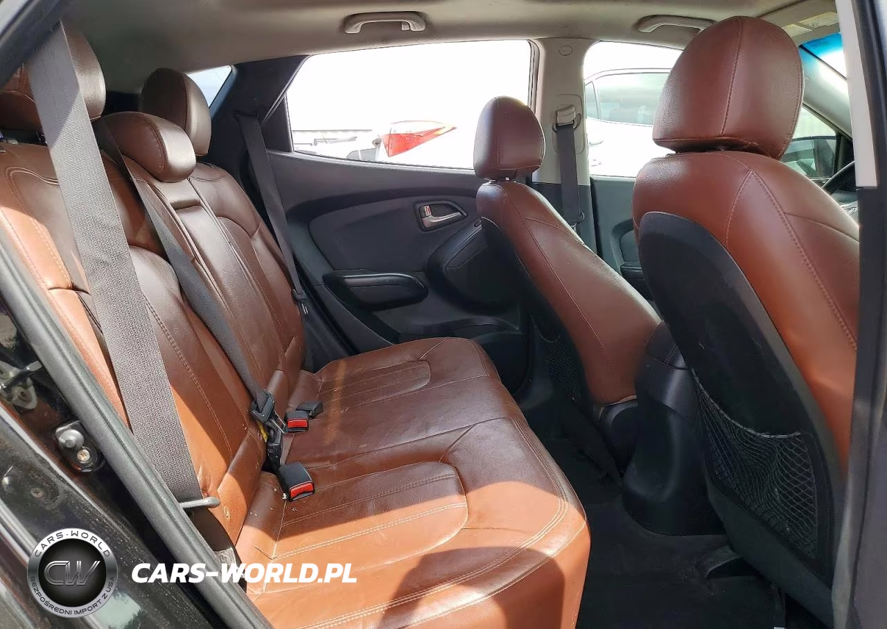 2011 Hyundai Tucson Limited VIN:KM8JUCAC2BU312122 - 10