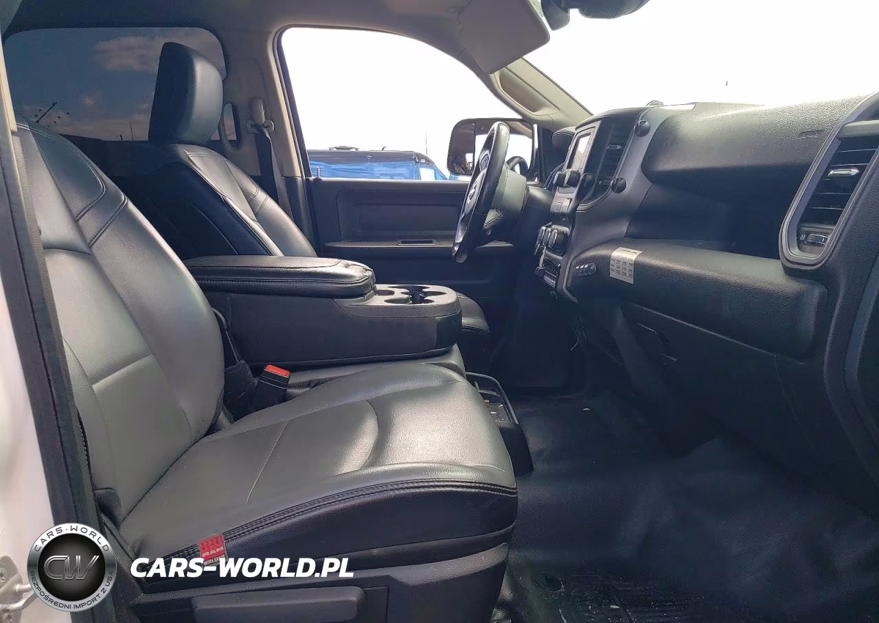2019 Ram 3500 Tradesman VIN:3C63R3CJ6KG641474 - 5