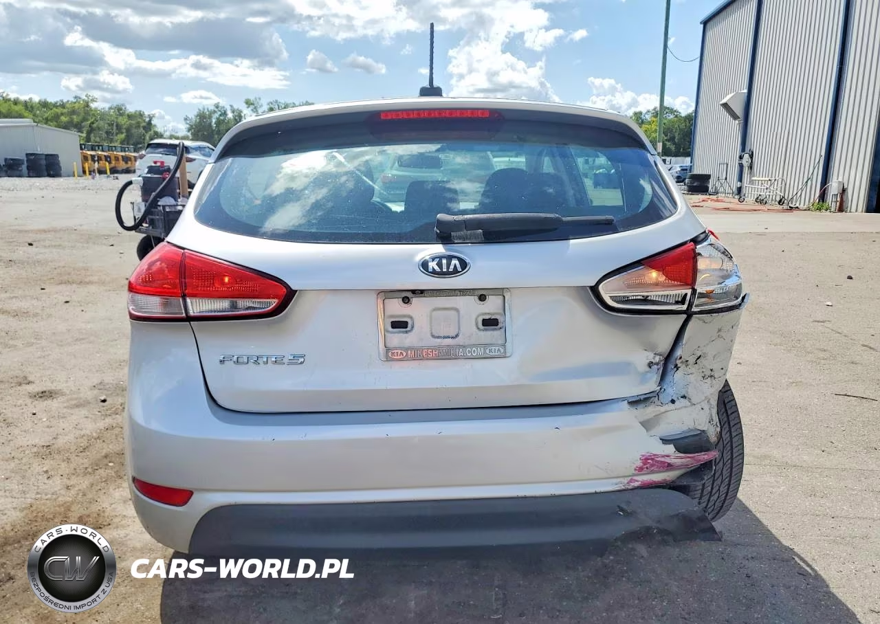 2017 Kia Forte Lx VIN:KNAFK5A87H5673546 - 6