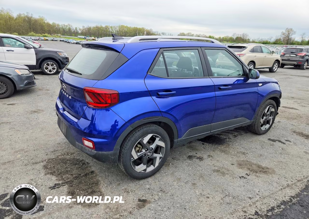2021 Hyundai Venue Sel VIN:KMHRC8A38MU084939 - 3