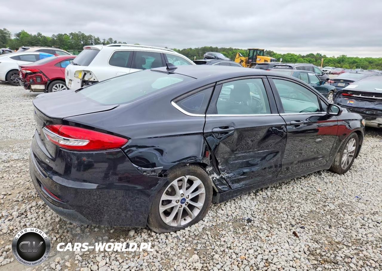 2019 Ford Fusion Se VIN:3FA6P0H76KR209940 - 3