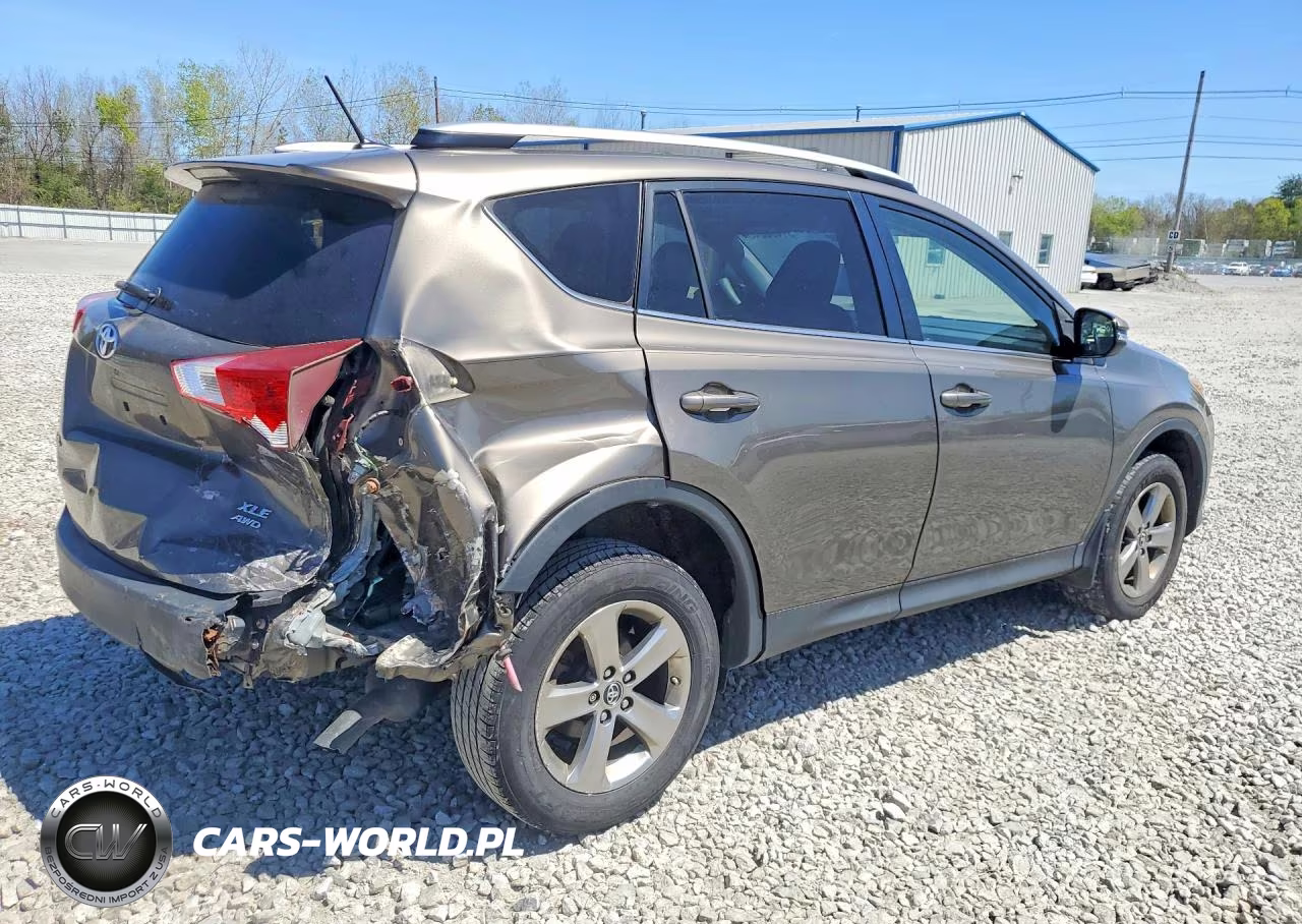 2015 Toyota Rav4 Xle VIN:JTMRFREV1FD125136 - 3