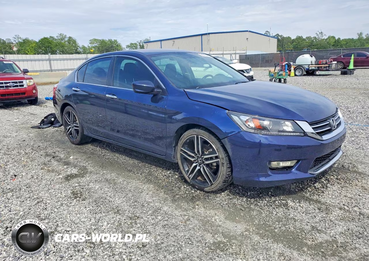 2015 Honda Accord Sport VIN:1HGCR2F5XFA203631 - 4